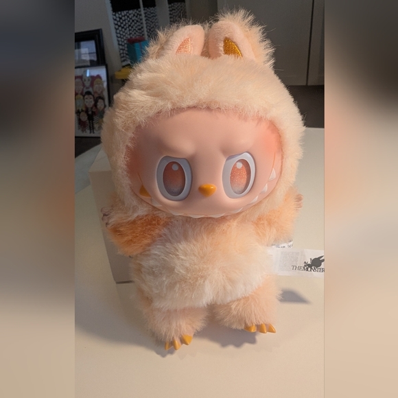 Labubu The Monster Happiness Big Into Energy Open Blind Box - Picture 2 of 8